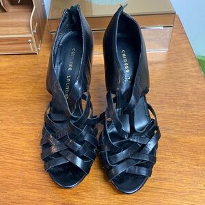 Chinese Laundry black strapped 6” heels